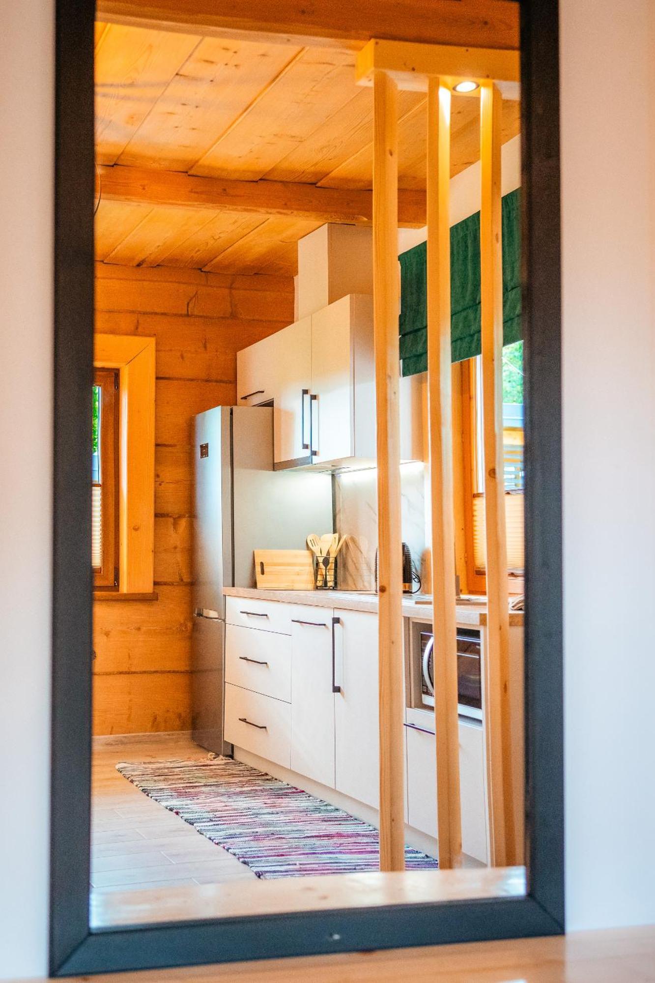 Apartamenty Dwupoziomowe Stasikowe Izby Буковина-Татшаньска Экстерьер фото